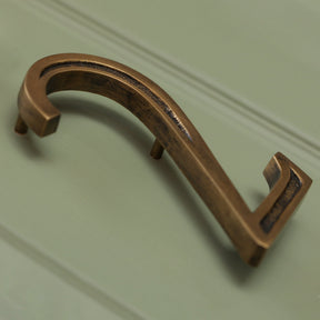 Premium Floating Engraved House Numbers in Heritage Finish 0-9 - Brass bee