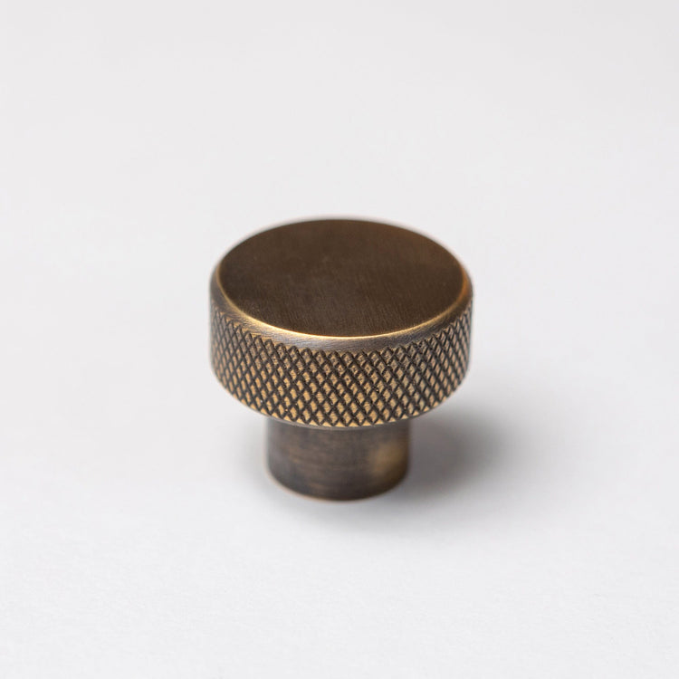 Solid Brass Knurled Kitchen Pull Handles & Knobs - Antique Brass - Brass bee