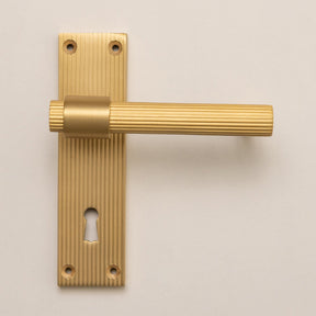 Satin Brass Straight Knurled Lever Handles - Solid Brass - Brass bee