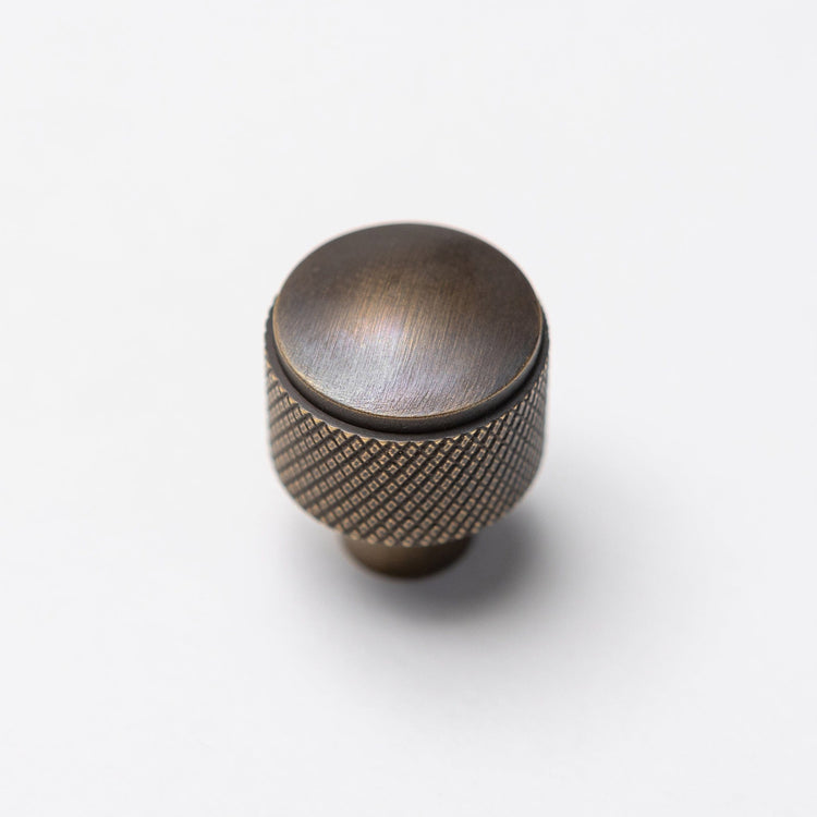 Solid Brass Knurled Kitchen Pull Handles & Knobs - Antique Brass - Brass bee
