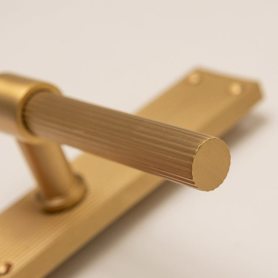 Satin Brass Straight Knurled Lever Handles - Solid Brass - Brass bee