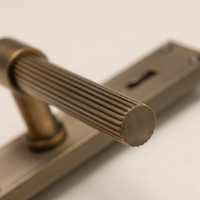 Antique Brass Straight Knurled Lever Handles - Solid Brass - Brass bee