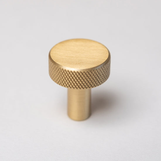 Solid Brass Knurled Kitchen Pull Handles & Knobs - Satin Brass - Brass bee