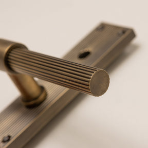 Antique Brass Straight Knurled Lever Handles - Solid Brass - Brass bee