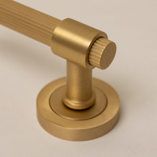 Satin Brass Straight Knurled Lever Handles - Solid Brass - Brass bee