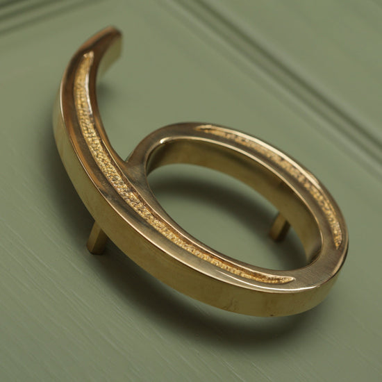 Premium Floating Engraved House Numbers in Polished Brass Finish 0-9 - Brass bee