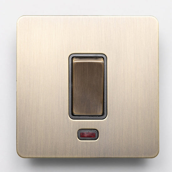 Antique Brass Switches and Sockets - Straight Knurled Design - Brass bee