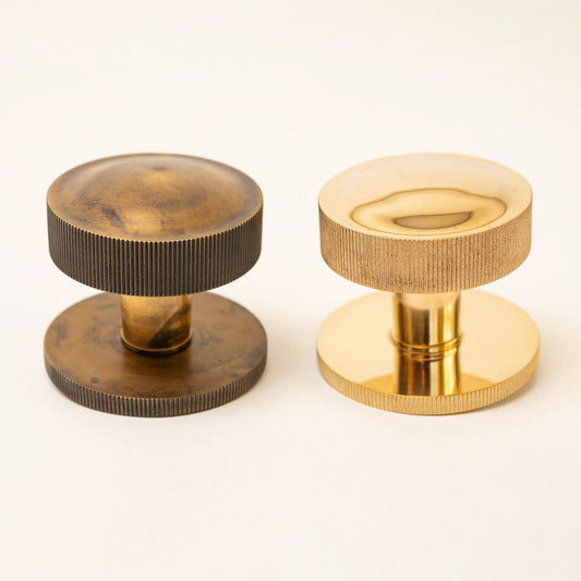 Straight Knurled Design Solid Brass Centre Door Knob