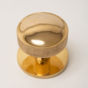 Straight Knurled Design Solid Brass Centre Door Knob - Brass bee