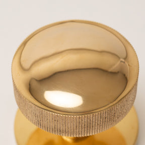 Straight Knurled Design Solid Brass Centre Door Knob - Brass bee