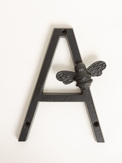 Brass bee Premium House Numbers with Bee in Black Finish 0-9 - 5 Inch - Brass bee