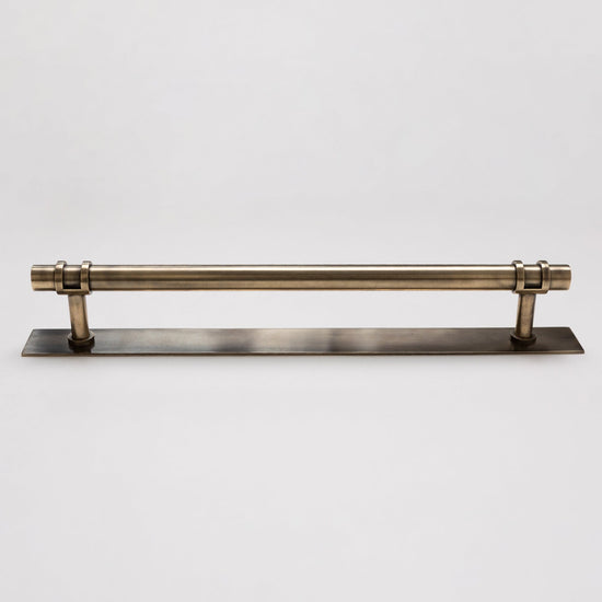 Solid Brass Plain Kitchen Pull Handles & Knobs - Brass bee
