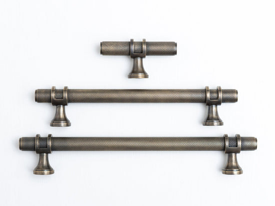 Solid Brass Knurled Kitchen Pull Handles & Knobs - Brass bee