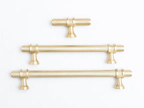 Solid Brass Knurled Kitchen Pull Handles & Knobs - Brass bee
