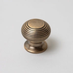 Solid Brass Kitchen Beehive Cabinet Knobs 30mm - Brass bee
