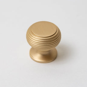 Solid Brass Kitchen Beehive Cabinet Knobs 30mm - Brass bee