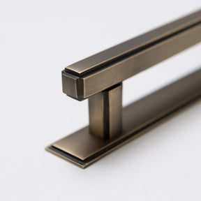 Solid Brass Art Deco Kitchen Pull Handles & Knobs with Backplates - Antique Brass Finish - Brass bee
