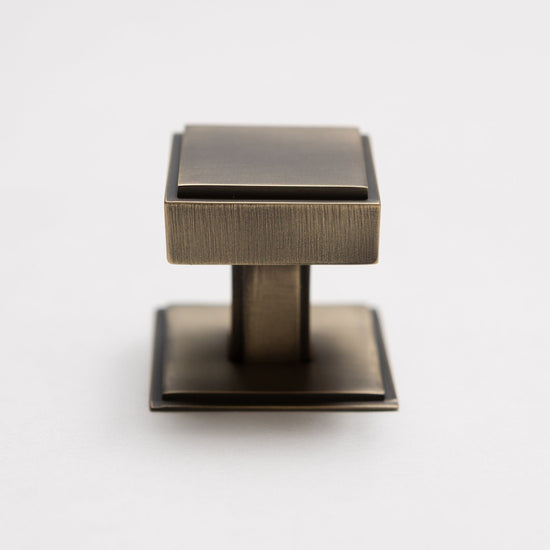 Solid Brass Art Deco Kitchen Pull Handles & Knobs with Backplates - Antique Brass Finish - Brass bee