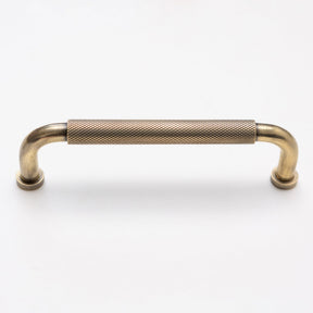 Solid Brass Curved Knurled Kitchen Pull Handles & Knobs - Brass bee
