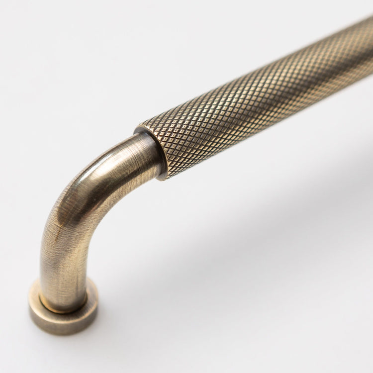 Solid Brass Curved Knurled Kitchen Pull Handles & Knobs