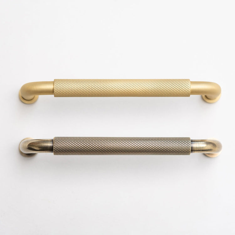 Solid Brass Curved Knurled Kitchen Pull Handles & Knobs