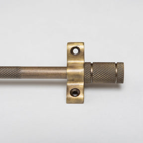 Knurled Stair Rods with Piston Finials - 725mm - Brass bee