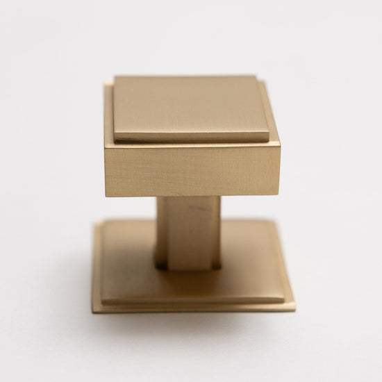 Solid Brass Art Deco Kitchen Pull Handles & Knobs with Backplates - Satin Brass Finish - Brass bee