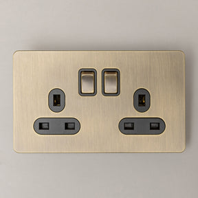 Antique Brass Switches and Sockets - Straight Knurled Design - Brass bee