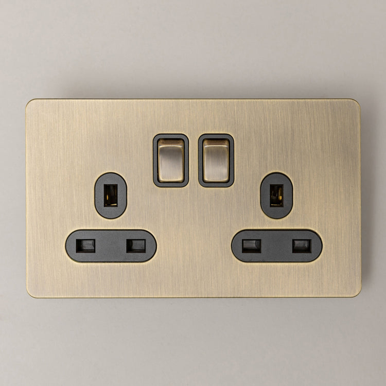 Antique Brass Switches and Sockets - Straight Knurled Design