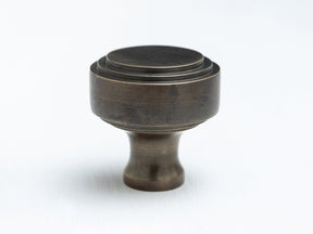 Solid Brass Kitchen Pull Handles & Knobs | Stepped Design - Brass bee