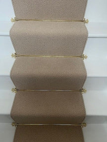 Polished Brass Finish Stair Rods with Brass Bee Finials - 900mm - Brass bee