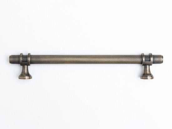 Solid Brass Knurled Kitchen Pull Handles & Knobs - Brass bee