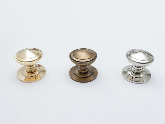 Solid Brass Centre Door Knob - 76mm - Brass bee