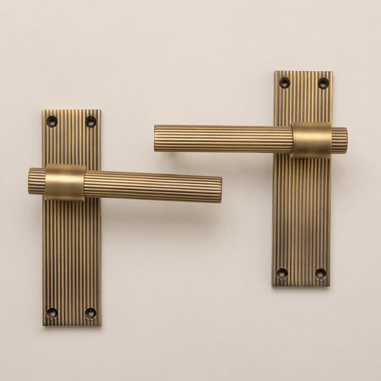 Antique Brass Straight Knurled Lever Handles - Solid Brass