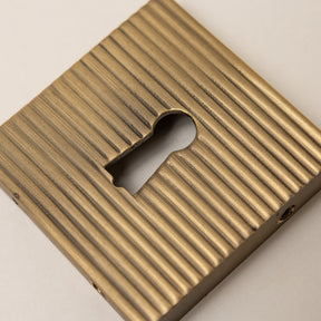 Antique Brass Straight Knurled Lever Handles - Solid Brass - Brass bee
