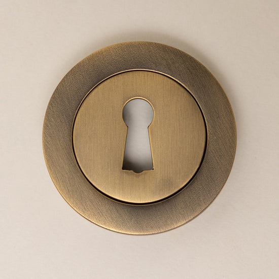 Antique Brass Straight Knurled Lever Handles - Solid Brass - Brass bee