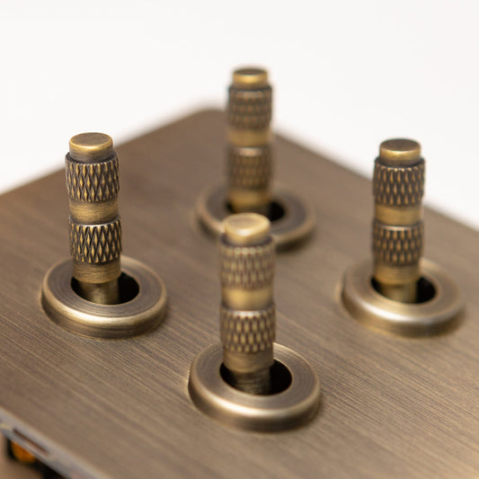 Foundry 4 Gang 2 Way Knurled Toggle Switch in Antique Brass – Brass Bee