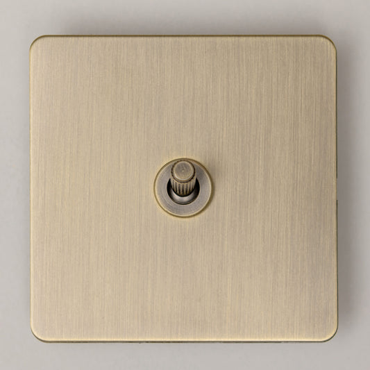 Straight Knurled 1 Gang 2 Way Toggle Switch – Antique Brass