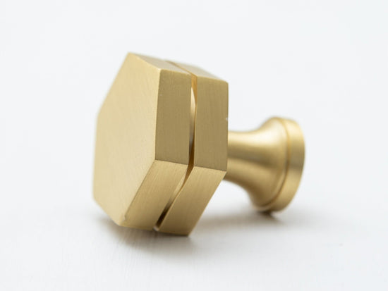 Brass hexagonal knob with a cut at centre - Brass bee