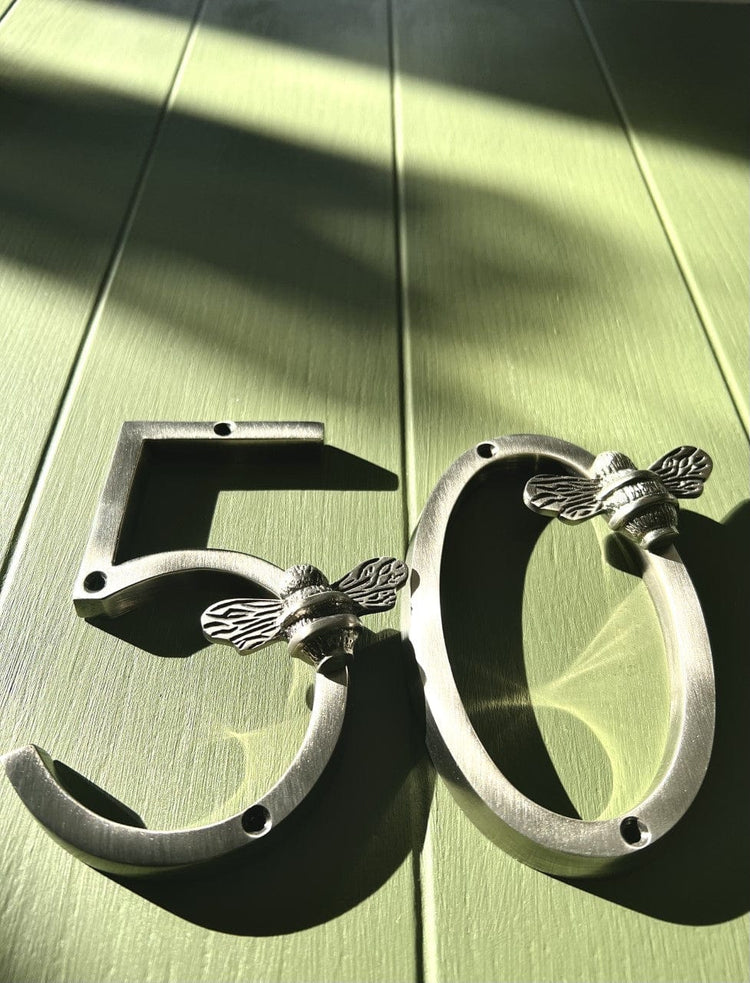 Brass bee Premium House Numbers with Bee in Pewter Finish 0-9 - 5 Inch - Brass bee