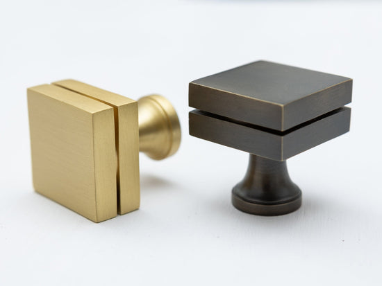 Brass square knob with a cut at centre - Brass bee