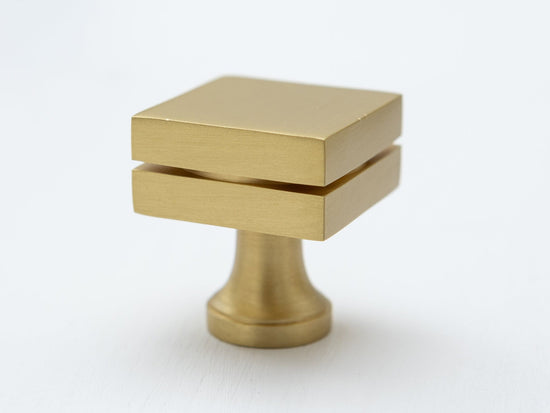 Brass square knob with a cut at centre - Brass bee