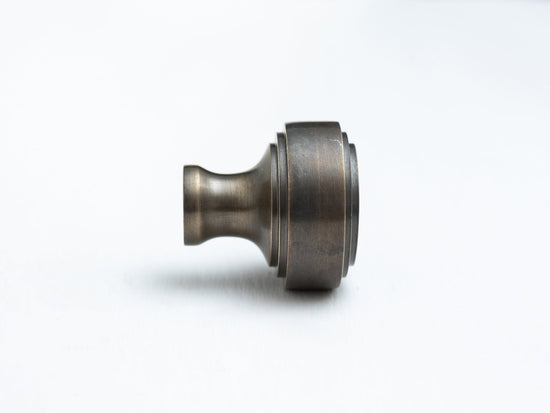 Solid Brass Kitchen Pull Handles & Knobs | Stepped Design - Brass bee