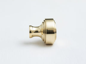 Solid Brass Kitchen Pull Handles & Knobs | Stepped Design - Brass bee