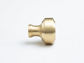 Solid Brass Kitchen Pull Handles & Knobs | Stepped Design - Brass bee