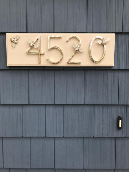 Brass bee Premium House Numbers with Bee in Brass Finish 0-9 - 5 Inch - Brass bee