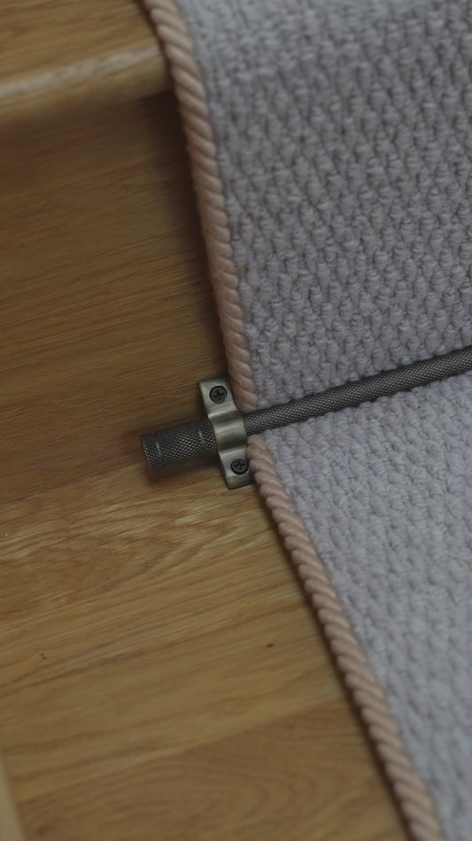 Knurled Stair Rods with Piston Finials - 725mm