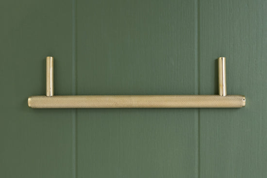 APIDAE Solid Brass Knurled Pull Handles & Knobs - Polished Brass - Brass bee