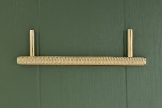 APIDAE Solid Brass Knurled Pull Handles & Knobs - Polished Brass - Brass bee
