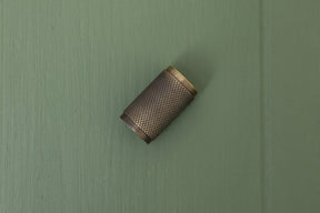 APIDAE Solid Brass Knurled Pull Handles & Knobs - Antique Brass - Brass bee